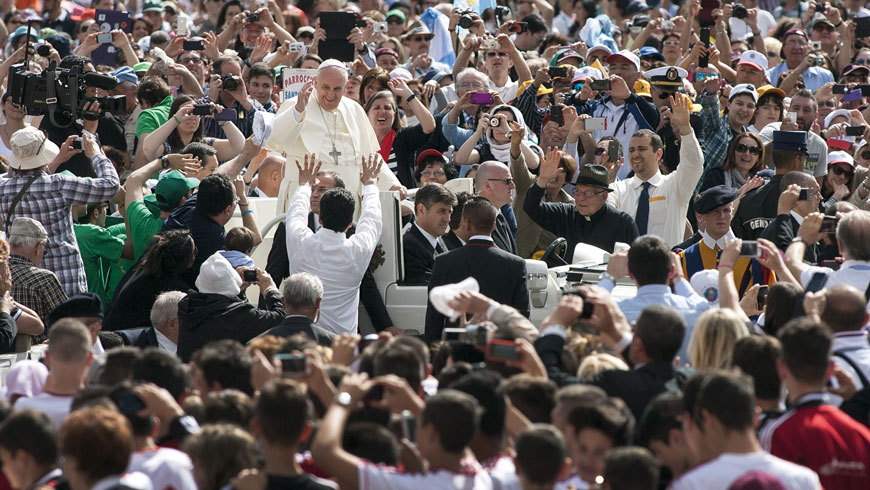 Orar por las intenciones del Papa